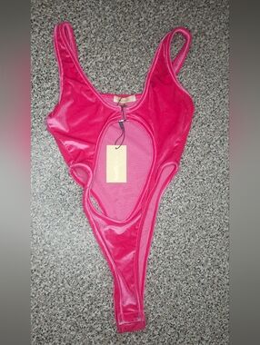 Sorelle Uk Hot Pink Velevet Bodysuit NWT